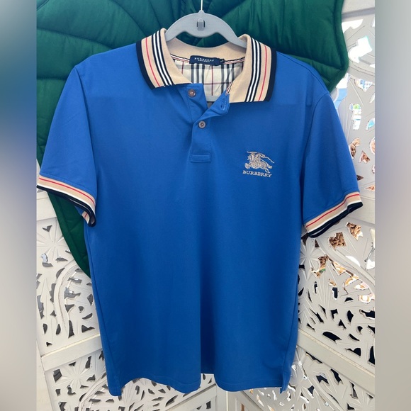 Burberry Mens logo check collar polo shirt. Color: Blue. Size L.